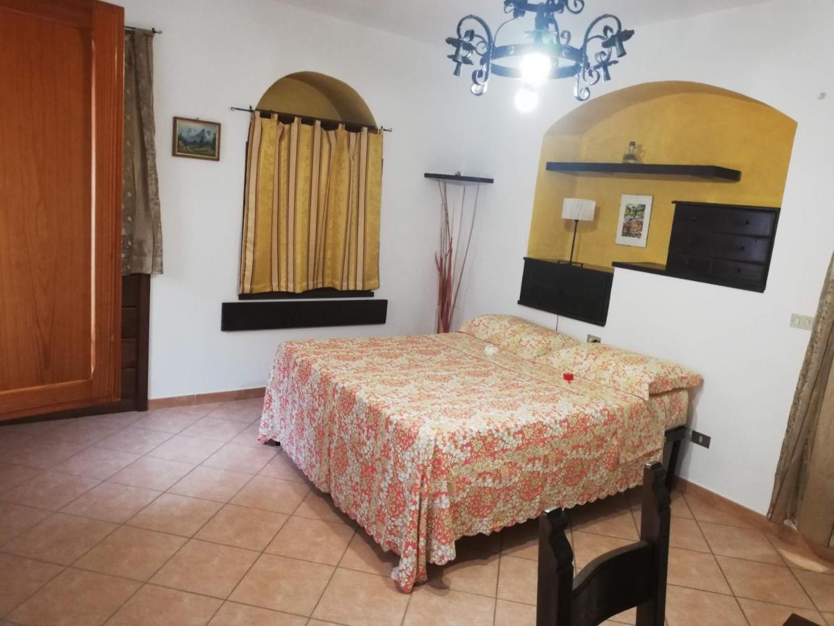 La Casina Di Assisi Villa Bagian luar foto